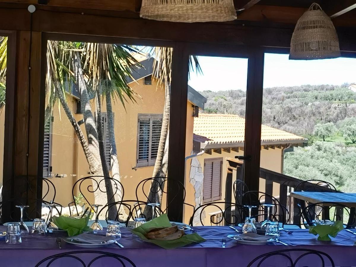 La Corte Degli Ulivi - Albergo Rurale Tresnuraghes Екстериор снимка