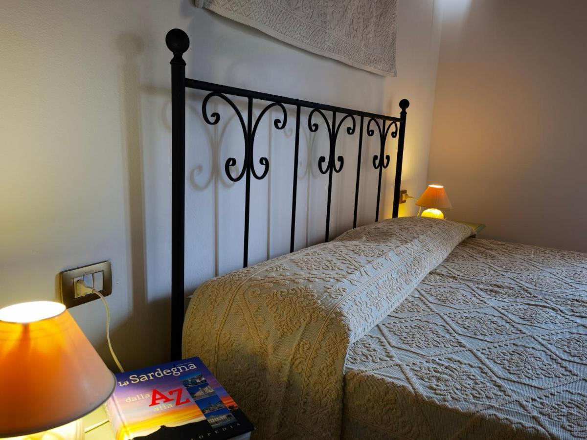 La Corte Degli Ulivi - Albergo Rurale Tresnuraghes Екстериор снимка