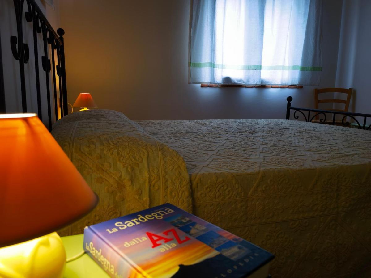 La Corte Degli Ulivi - Albergo Rurale Tresnuraghes Екстериор снимка