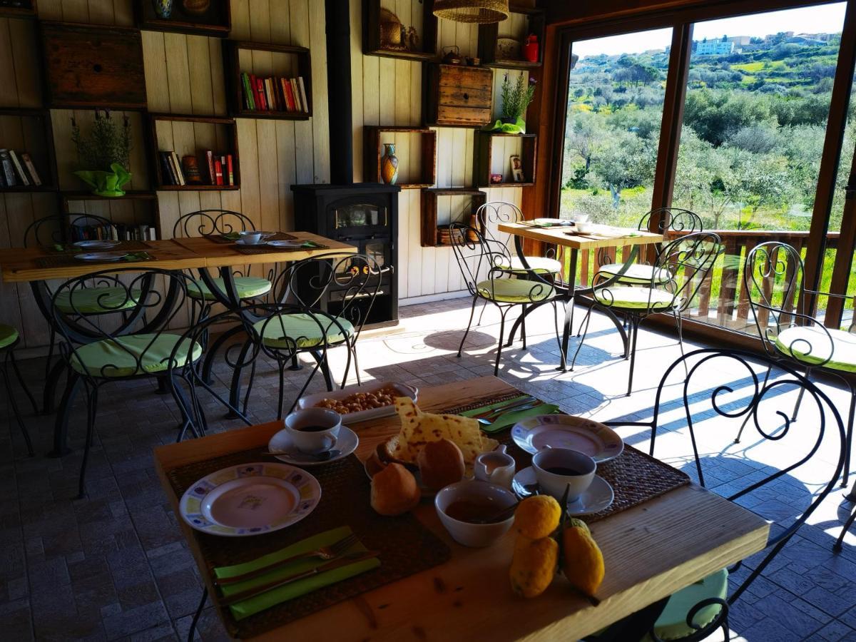 La Corte Degli Ulivi - Albergo Rurale Tresnuraghes Екстериор снимка